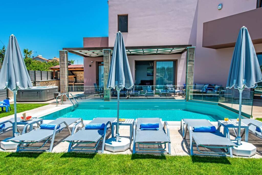 Villa Anthi, A Modern Villa With Salted Water Pool,Hot Tub & Bbq! Rethymno Exteriér fotografie