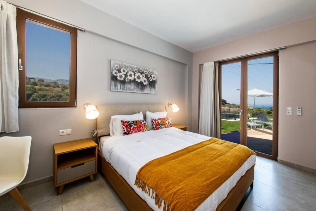 Villa Anthi, A Modern Villa With Salted Water Pool,Hot Tub & Bbq! Rethymno Exteriér fotografie